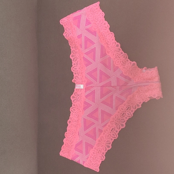 Victoria's Secret panties Medium - Picture 2 of 4